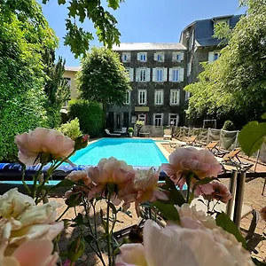 https://logis-le-relais-de-fusies.midi-pyreneeshotels.com