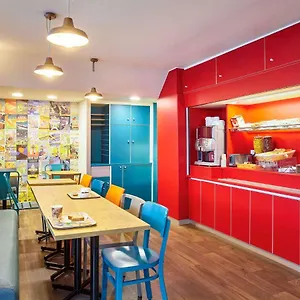 https://hotelf1-toulouse-lunion.midi-pyreneeshotels.com